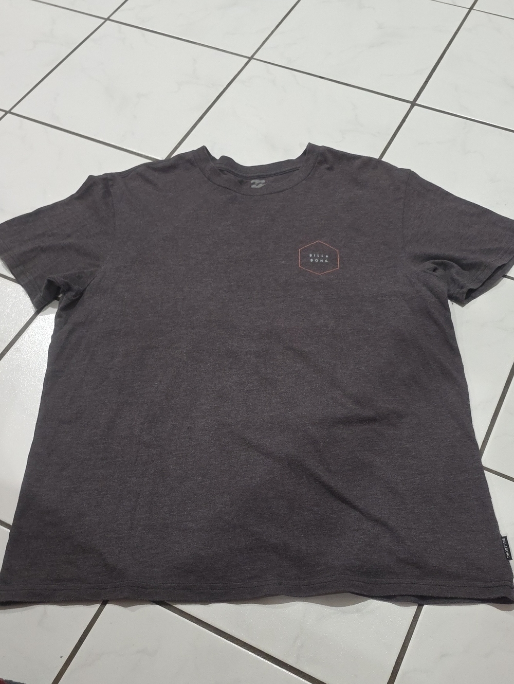 Billabong Men's Charcoal Short Sleeve Tee with Subtle Chest Logo